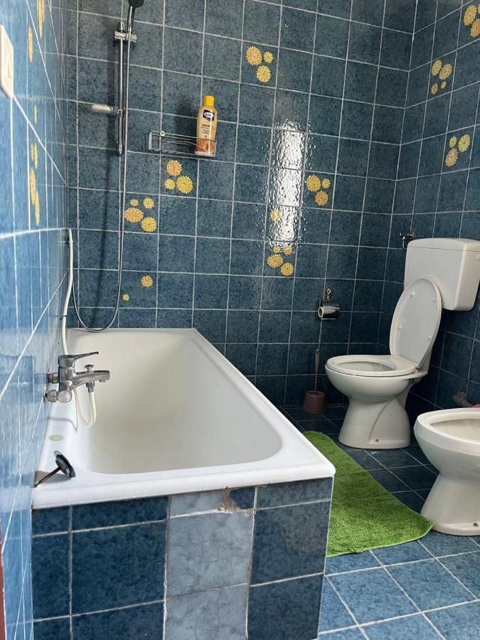 Stanze Private In Appartamento Udine Bagian luar foto